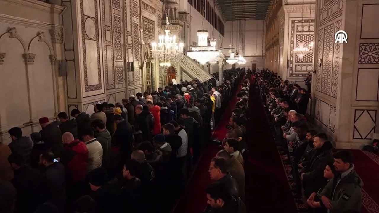 Terörden kurtulan Suriye'de ilk teravih coşkusu!
