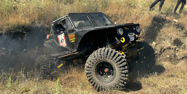 Terörden temizlendi bakın ne oldu! Çukurca'da off-road gösterisi büyük ilgi gördü
