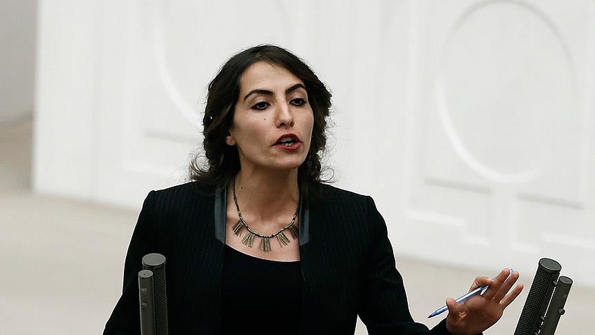 Terörist için kurulan taziye çadırını ziyarete giden HDP'li vekile sert tepkiler
