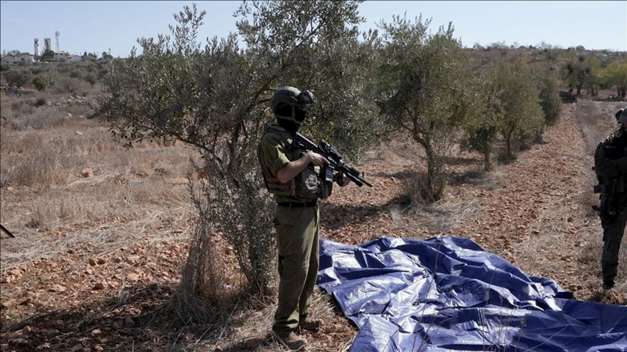 Terörist İsrail Batı Şeria'da 300 dönümlük araziye el koyacak!