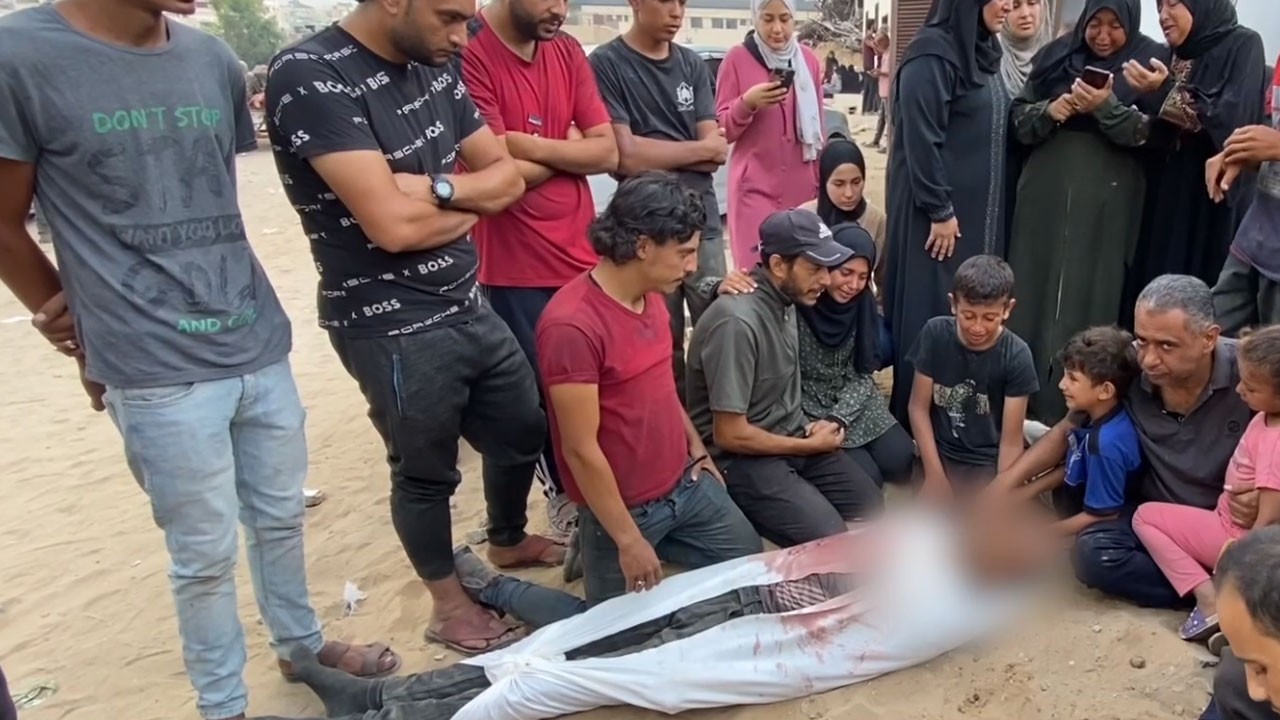 Terörist İsrail yardım bekleyenlere saldırdı! Çok sayda şehit var