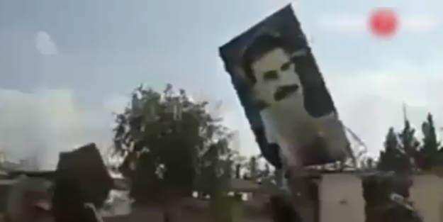 Teröristbaşı Abdullah Öcalan'ın posterleri böyle söküldü