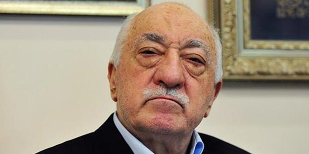 Teröristbaşı Gülen'den Yunanistan'a övgü dolu sözler