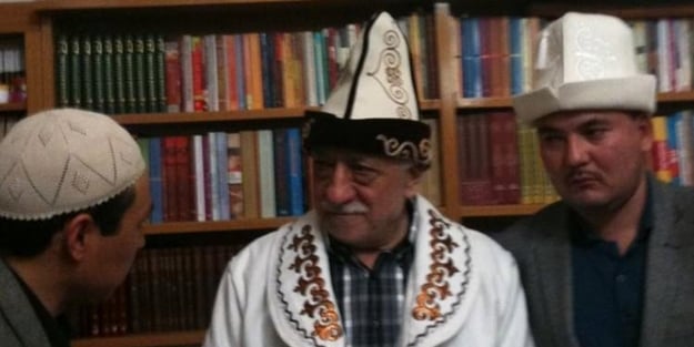 Teröristbaşı Gülen'e manidar hediye!