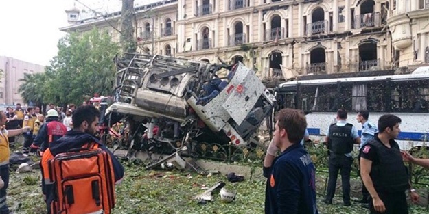 Bombacının cenazesine katılan HDP'lilere şok!