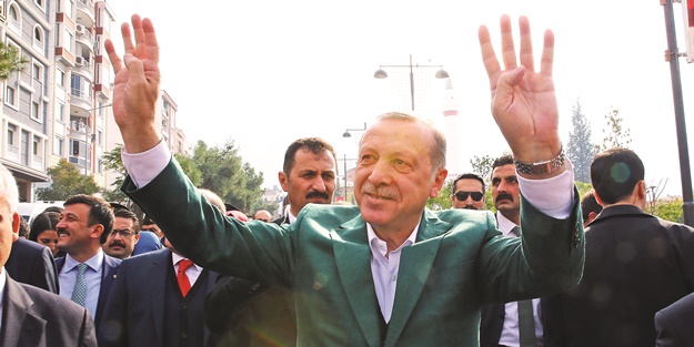 Teröristin yanında olan da teröristtir