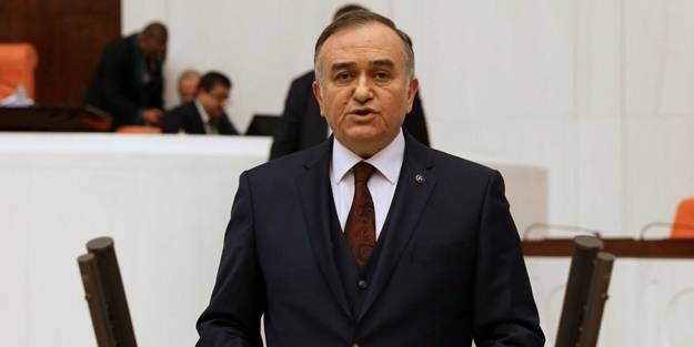 Teröristle fotoğrafları ortaya çıkan HDP'li vekil için 'dokunulmazlığı kaldırılsın' çağrısı: TBMM terörist hücresi değil!