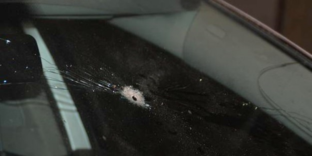 Teröristler kız istemeye giden aileye saldırdı