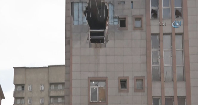 Teröristler öğretmenevine saldırdı