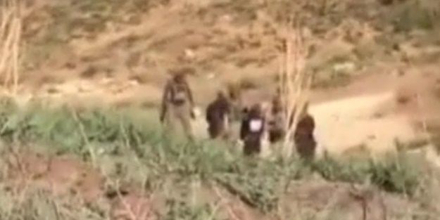 Teröristler sağ olarak yakalandı! İşte o anlar