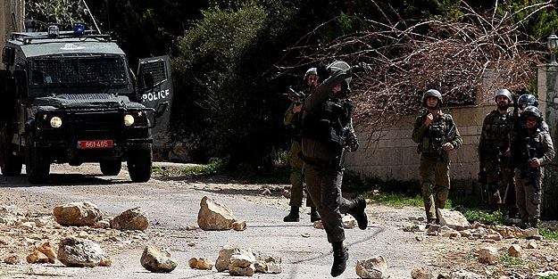 Teröristlerden Batı Şeria'daki gösterilere müdahale