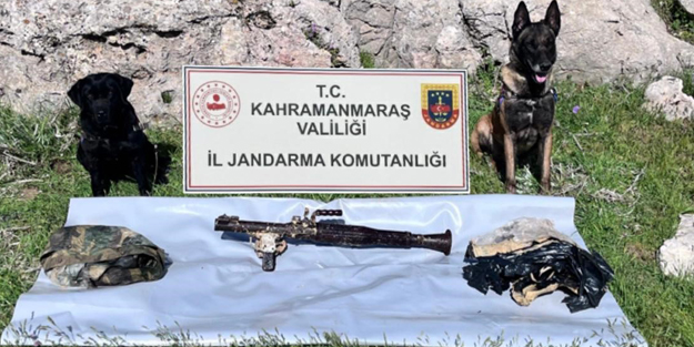 Teröristlere ait RPG 7 roketatar toprağa gömülü halde bulundu!