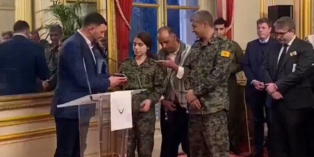 Teröristleri Senatoda ağırlayan Fransa'dan dalga geçer gibi açıklama! 'Hükümeti bağlamıyor'