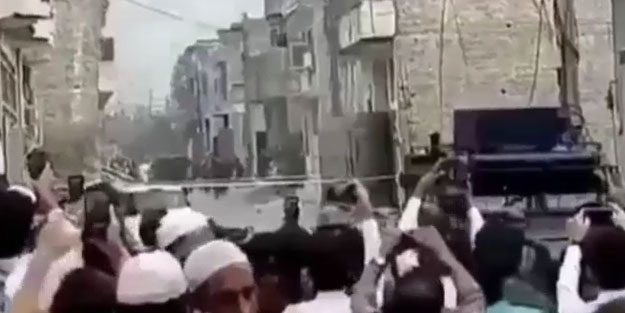 Teröristlerin sığındığı bina havaya uçuruldu!
