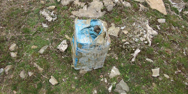 Teröristlerin toprağa gömdüğü tenekeden bakın ne çıktı