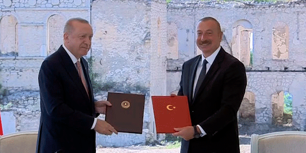 Teröristlerin umudu Kılıçdaroğlu! Onlar da 14 Mayıs'a hazırlanıyor: Sınıra askeri araç yığdılar! Bölge patlamaya hazır bomba gibi