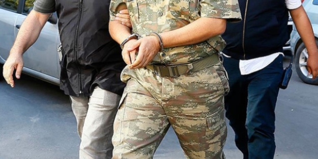 Teröristlerin zeka seviyesi... Ev arkadaşı olan iki FETÖ'cü...