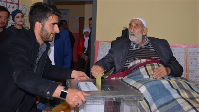 'Terörün bitmesi için oy verdim'