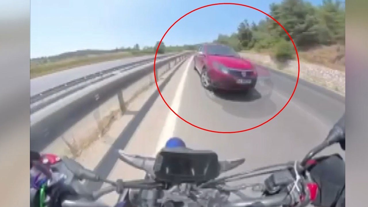 Ters şeritte dehşet! Motosikletli saniyelerle ölümden döndü