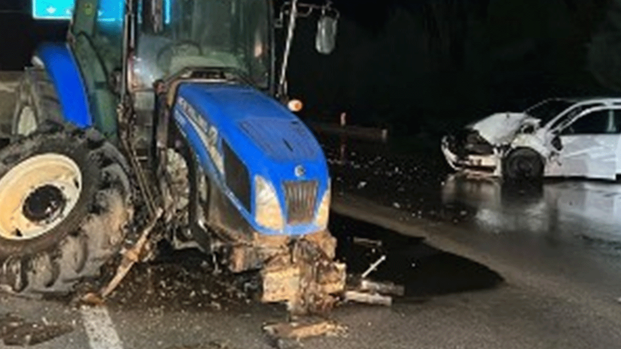 Ters yöne giren traktör otomobil ile çarpıştı!