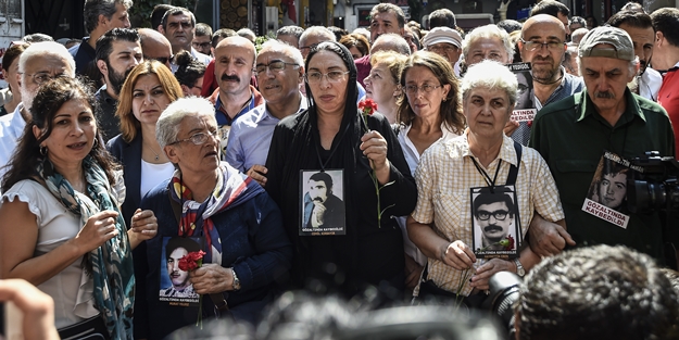 Teşekkürler cumartesi anneleri, teşekkürler! Sizin sayenizde hatırlayıp, kıyaslama imkanı buluyoruz