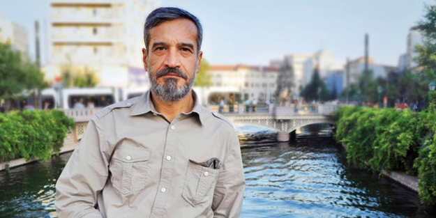 Teşhirci Prof. TRT’de