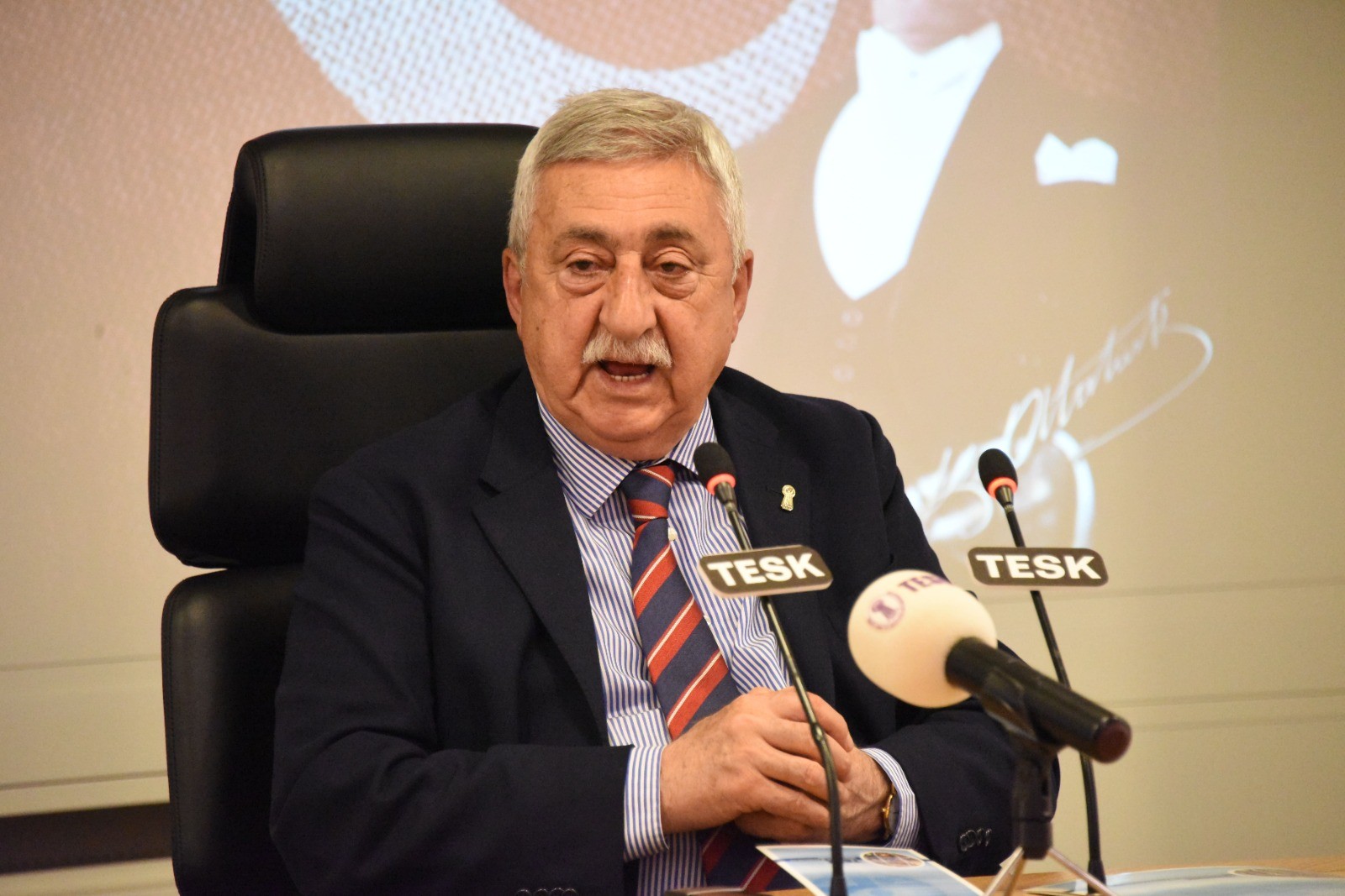TESK Başkanı Bendevi Palandöken’den faizin düşmesine destek