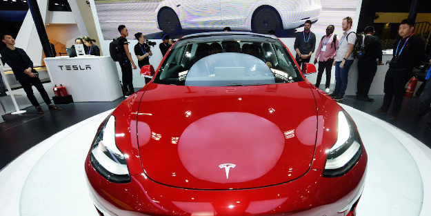 Tesla 1,62 milyon aracı geri çağırdı!