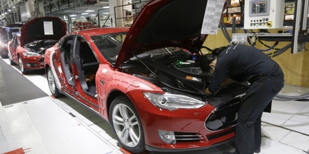 Elektrikli otomobil devi 90 bin aracını geri çağırıyor!