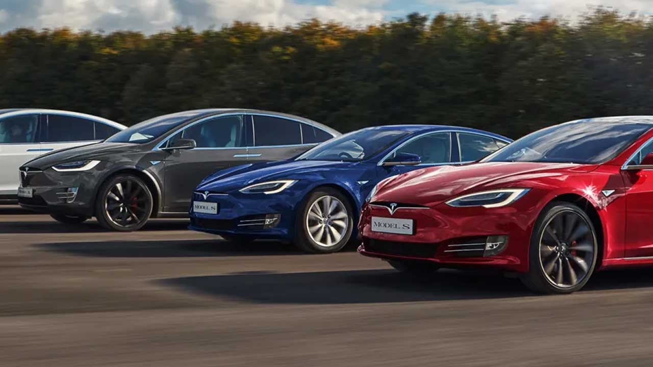 Tesla Avrupa'da eriyor! Yüzde 90'a varan düşüşler var