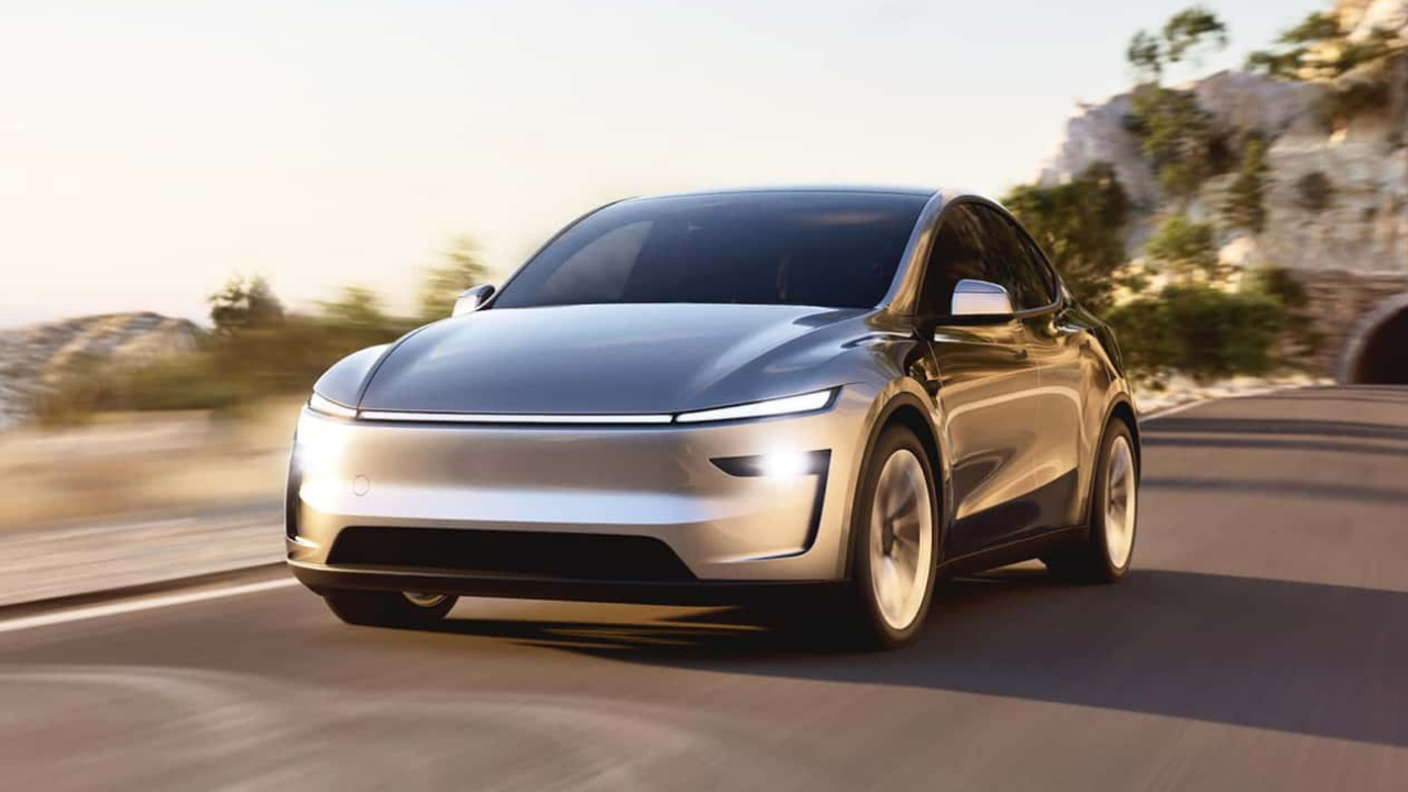 Tesla'da güvenlik krizi! Yolcular araçta mahsur kaldı, soruşturma başlatıldı