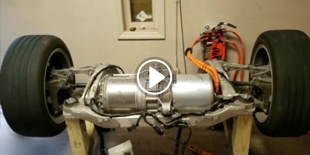 Tesla motorun test görüntüleri sosyal medyayı salladı