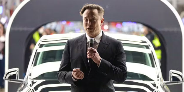 Tesla mühendisi itiraf etti! Musk'a büyük şok