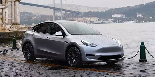 Tesla Türkiye'de işçi alımı yapıyor! X'te açık pozisyonlar açıklandı