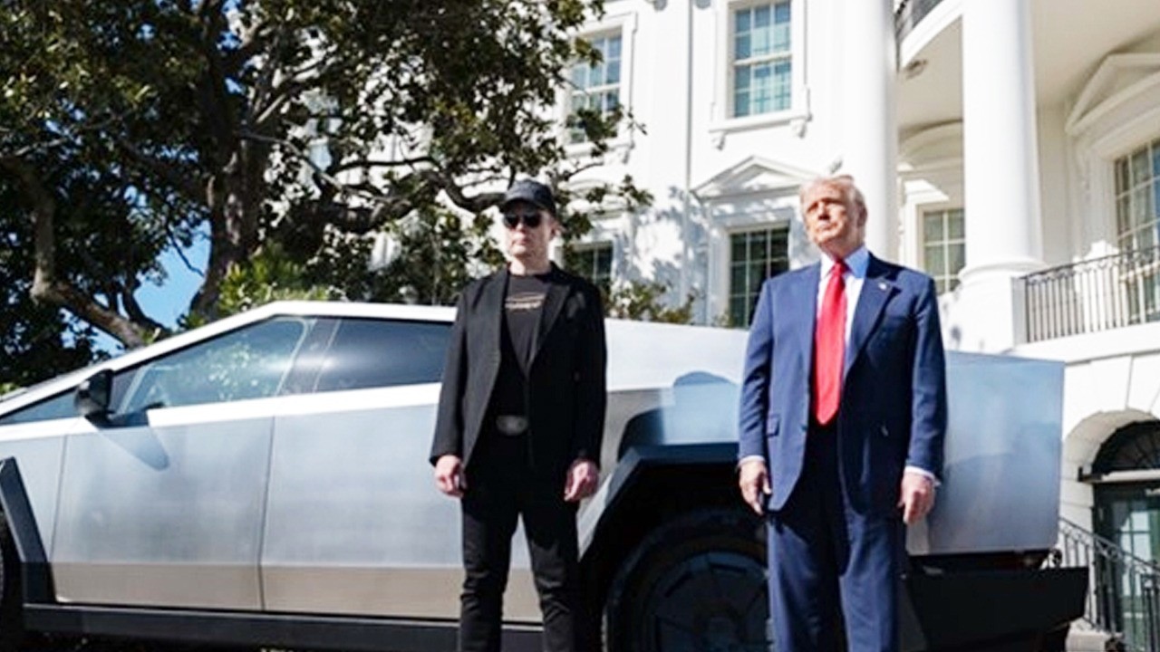 Tesla, olumsuz algıya sahip tek elektrikli araç markası oldu