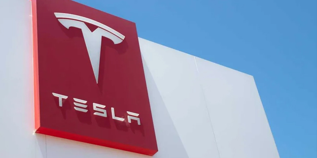  Tesla'dan 'Çin' hamlesi: Fiyatlarını düşürdü, büyük indirim!