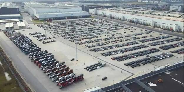 Tesla'dan Çin'deki üretimi iki katına çıkarmak için yeni fabrika kararı