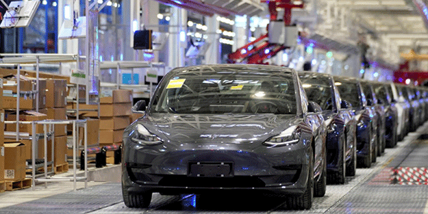 Dünya devinden flaş karar! Binlerce araç geri çağrıldı