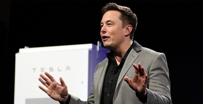 Tesla hissedarları bugün Musk'ı oylayacak