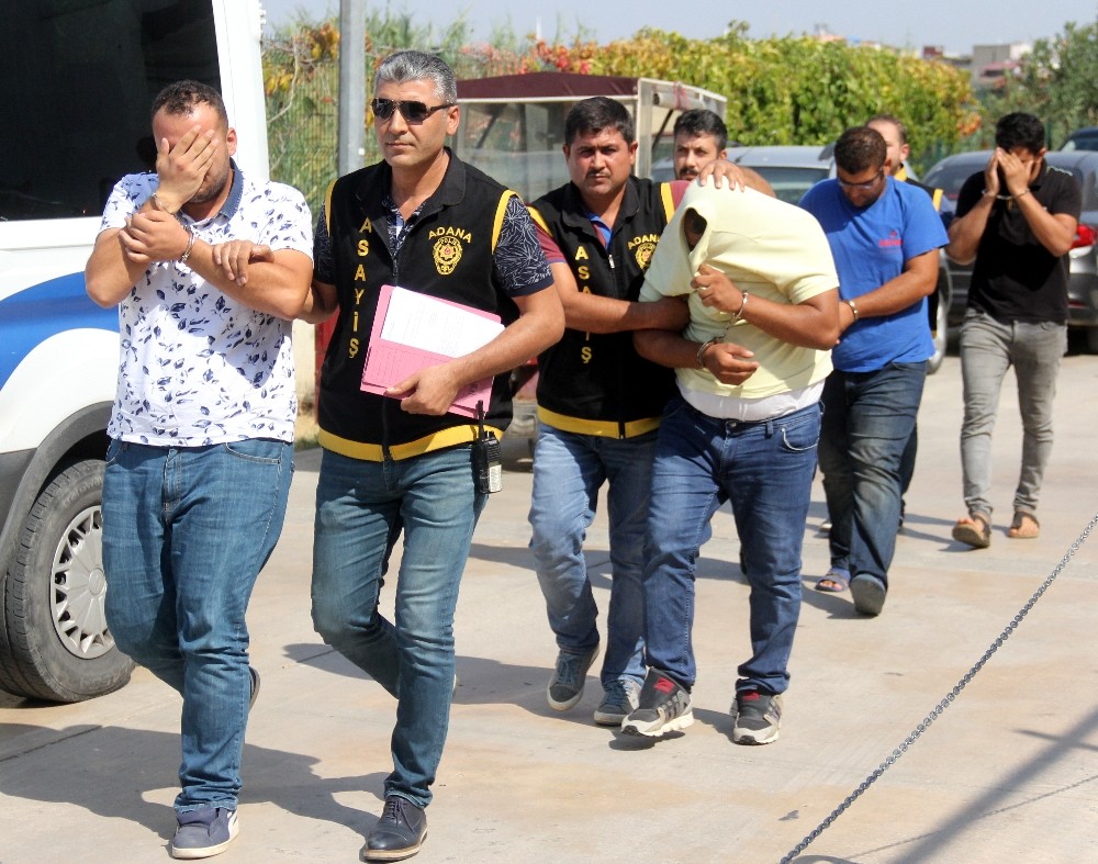 Teslimat bekleyen kargoları başkaları yerine geçerek böyle aldılar 