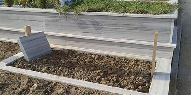 Testereci Cem'in mezarına ismi yazılmadı