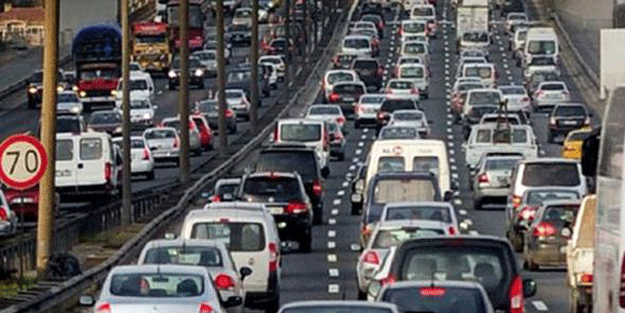 Testi geçemeyen trafiğe çıkamayacak… Binlerce sürücüye şok!
