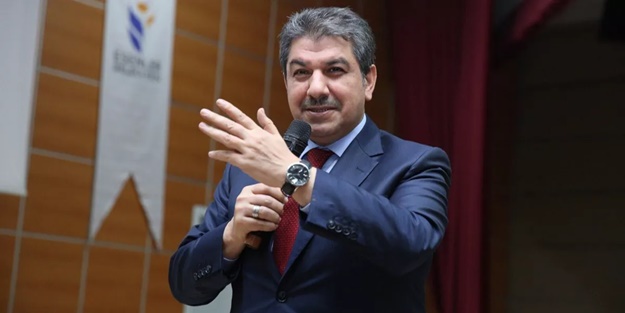 Tevfik Göksu'dan CHP'li İBB'ye tepki: Dünyada aynı anda...