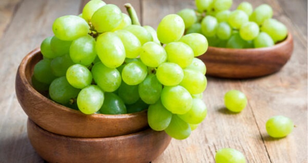 Tezgahlarda fırtına estiren üzüm sağlık için faydalı mıdır?