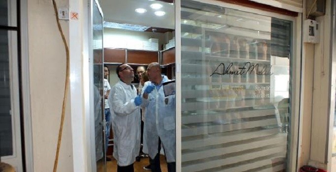 Tezgahtar, çalıştığı kuyumcudan 4.5 milyon liralık soygun yaptı