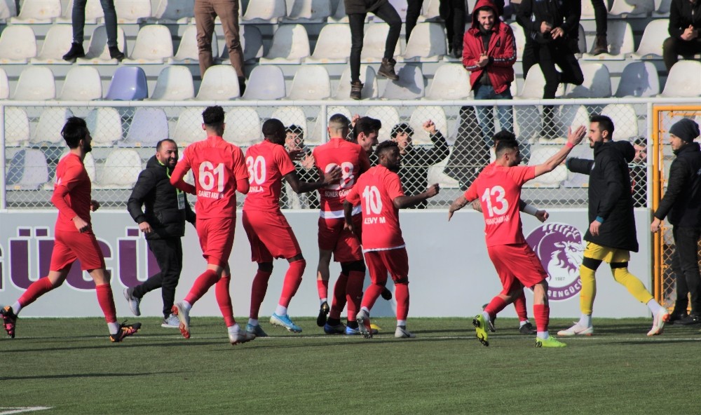 TFF 1. Lig: Keçiörengücü:1 - Adana Demirspor: 3 (Maç sonucu) 