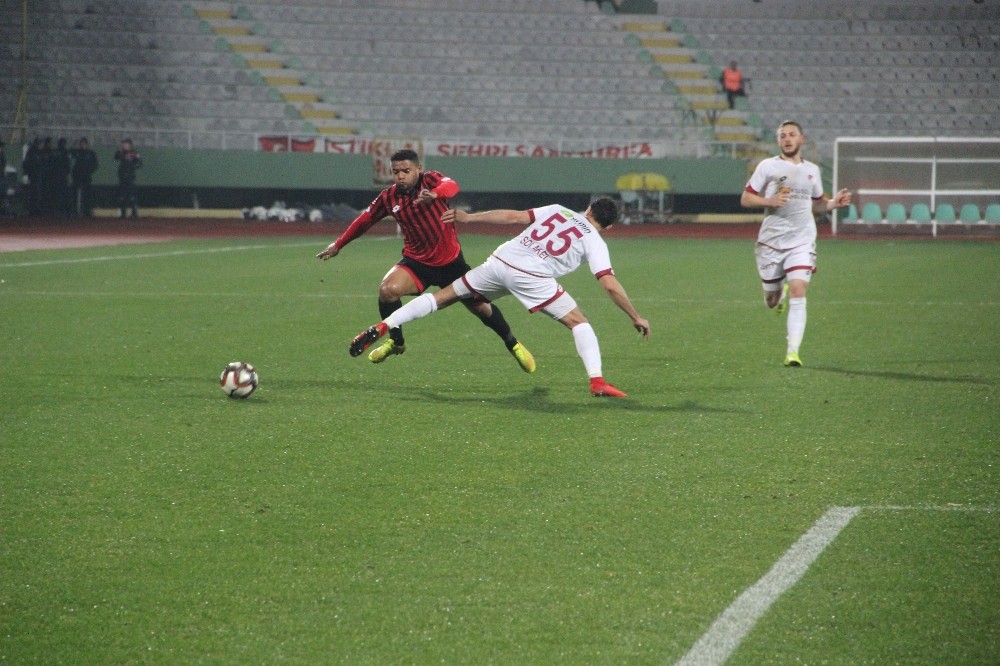 TFF 1. Lig: Tetiş Yapı Elazığspor: 1 - Gençlerbirliği: 2 