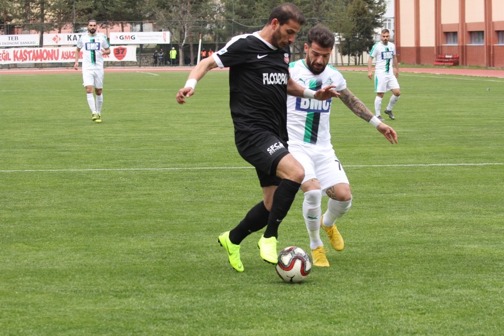 TFF 2. Lig: Kastamonuspor 1966: 1 - Sakaryaspor: 1 