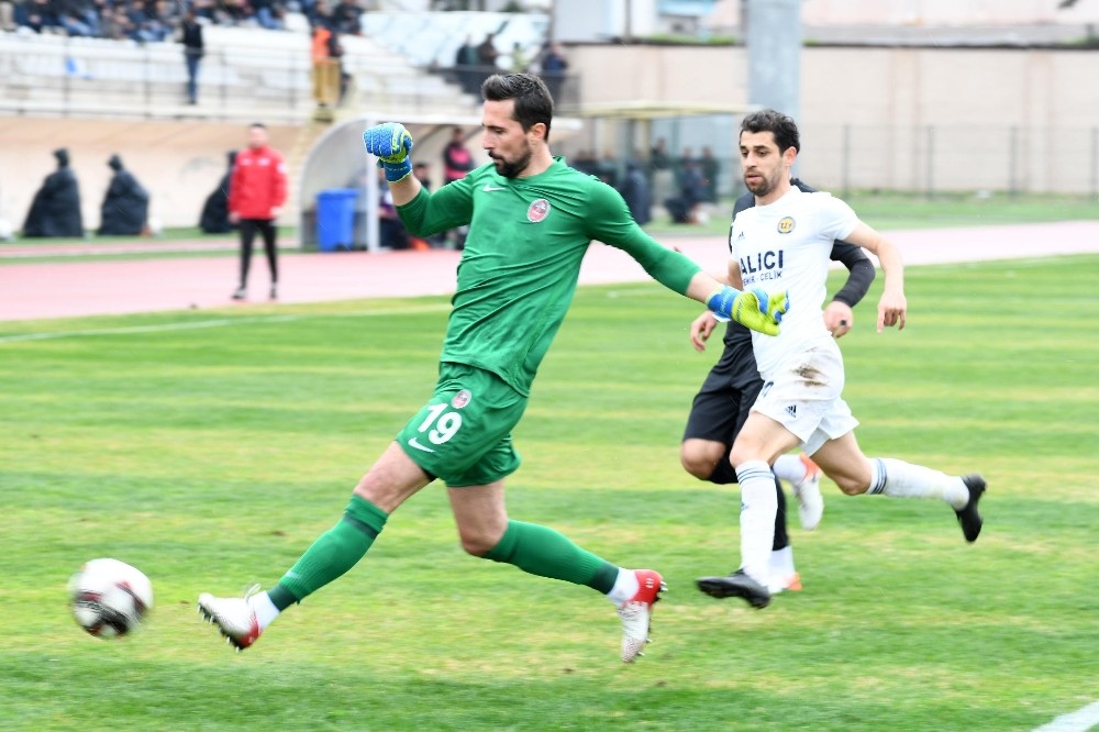 TFF 2. Lig: Tarsus İdman Yurdu: 2 - Başkent Akademi FK: 1 