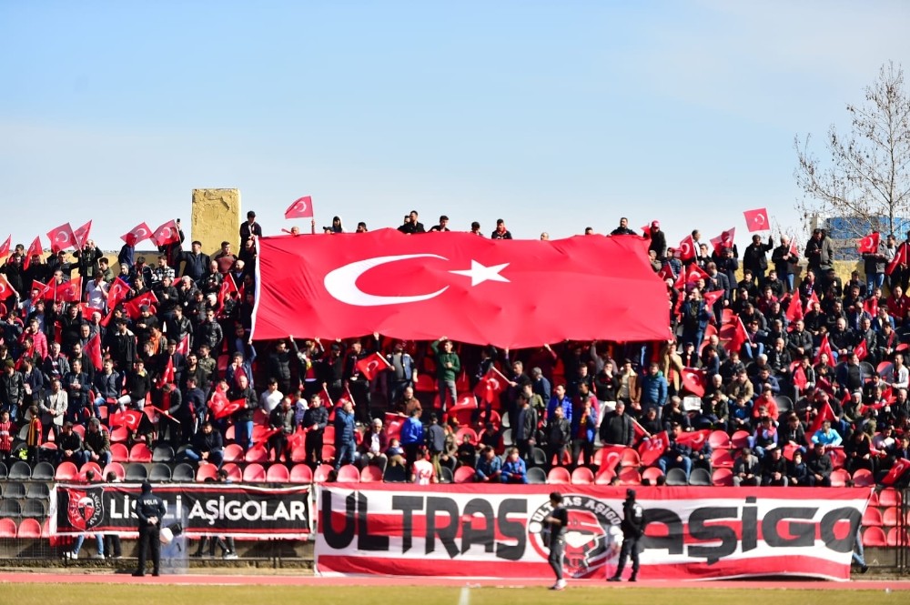 TFF 2. Lig: Uşakspor: 3 - Kastamonuspor: 1 